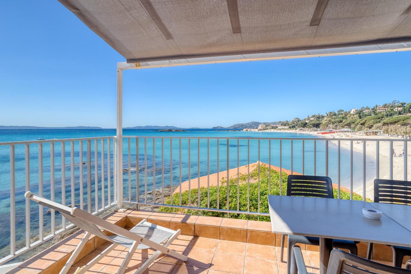 Roc Hotel - Hotel 4 Etoiles Les Pieds Dans L'Eau Le Lavandou Εξωτερικό φωτογραφία