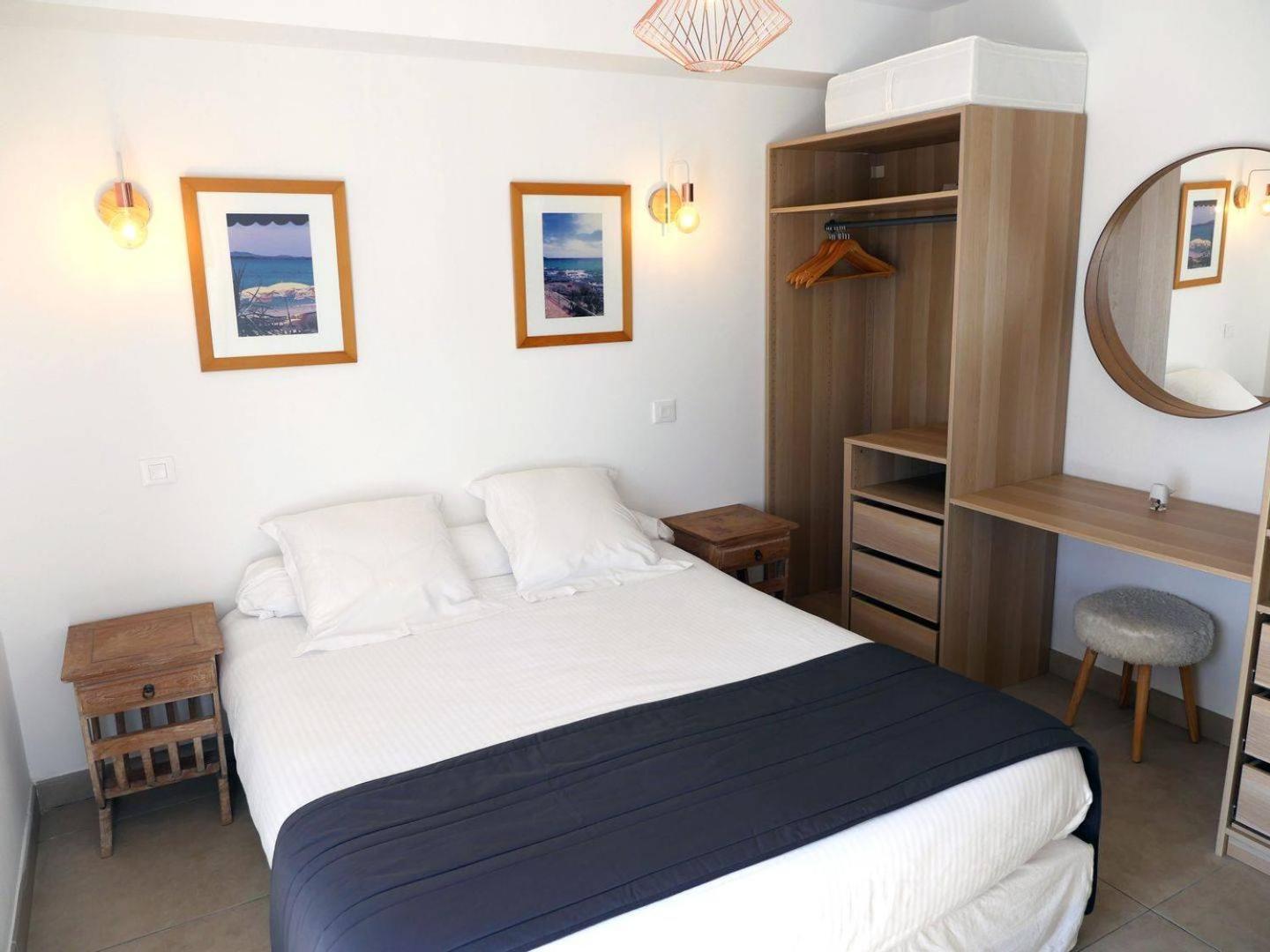 Roc Hotel - Hotel 4 Etoiles Les Pieds Dans L'Eau Le Lavandou Εξωτερικό φωτογραφία