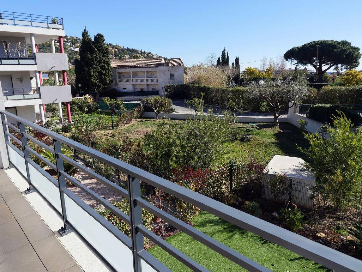 Roc Hotel - Hotel 4 Etoiles Les Pieds Dans L'Eau Le Lavandou Εξωτερικό φωτογραφία